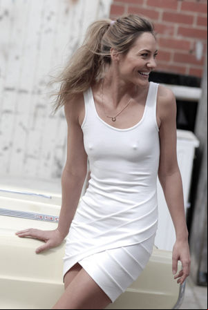 Braless Women in Public 2016 - Page