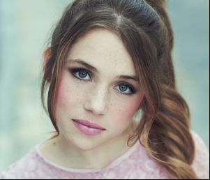 marta segovia portrait view HD