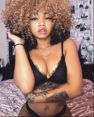 Follow: @Tropic_M for more BADDIES.