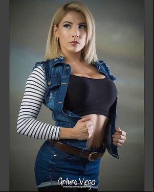 Androide 18 Mujeres Hermosas